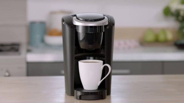 Solving the Mystery: Why Won’t My Keurig K Supreme Descale Light Turn Off?